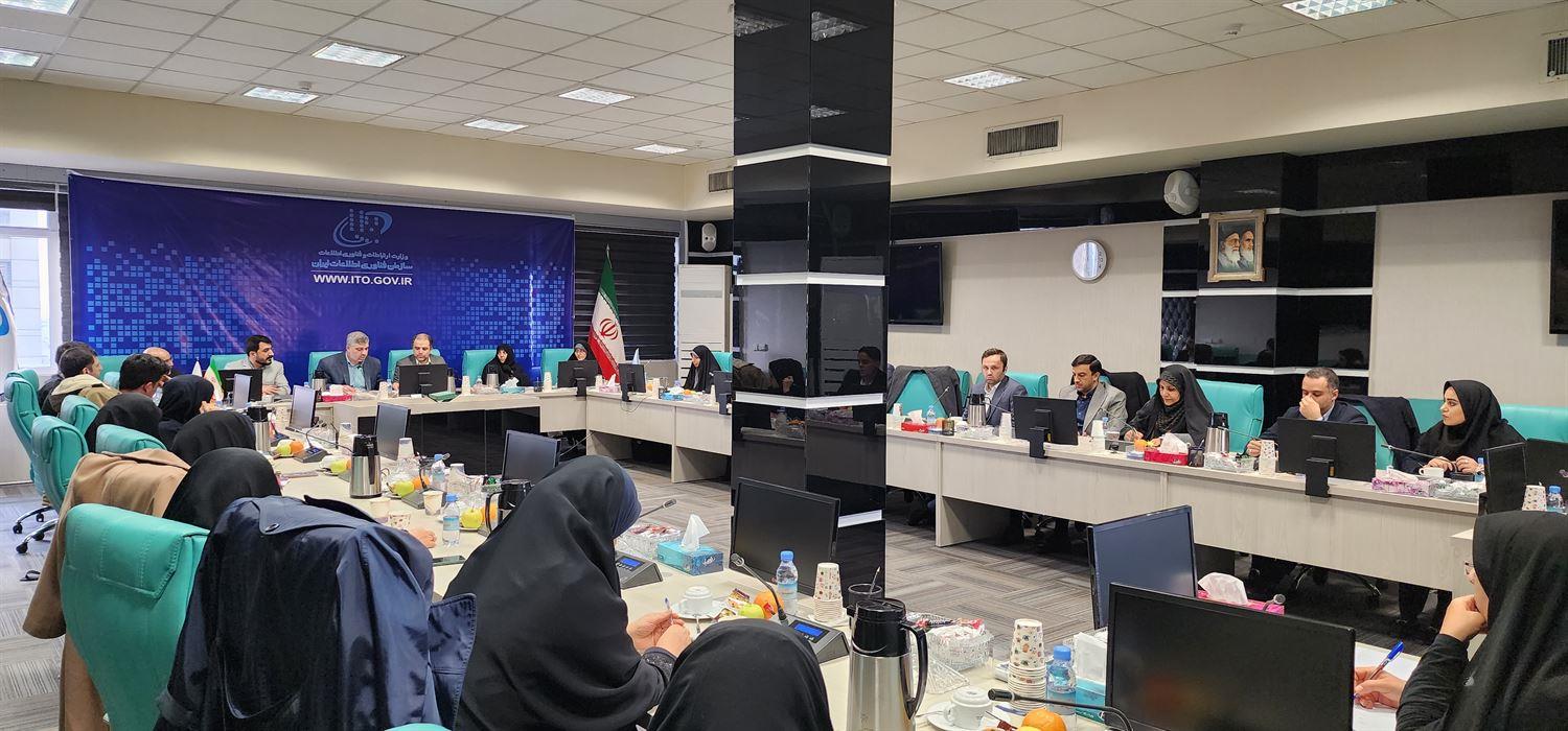 گزارش تصویری از جلسه هم اندیشی پیام رسان ها با بانوان کارآفرین