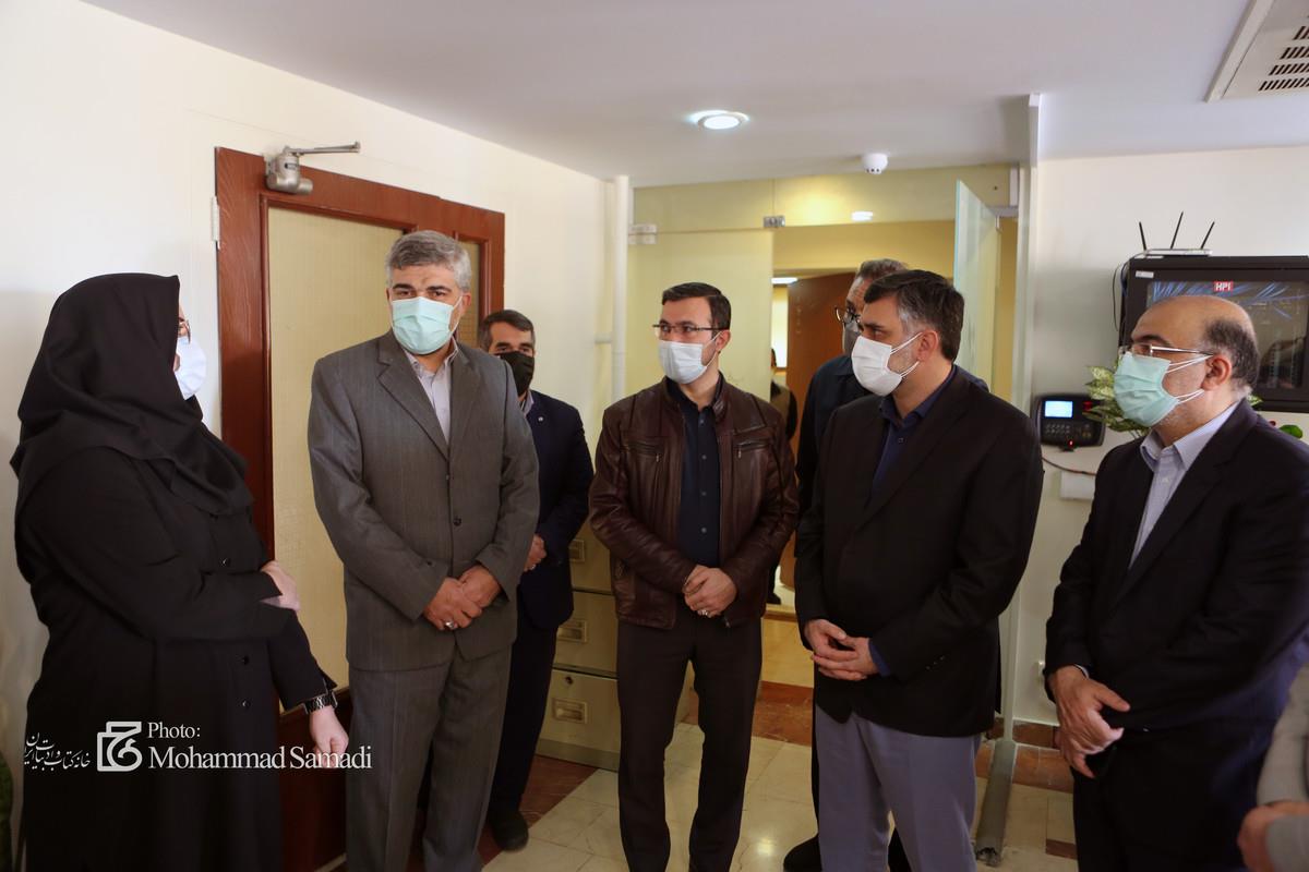 بازدید معاون وزیر ارتباطات از دومین نمایشگاه مجازی کتاب تهران