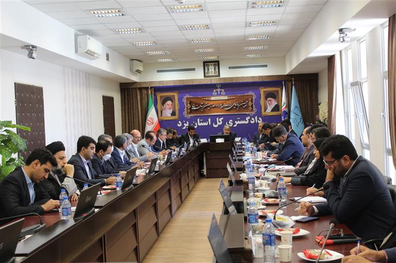 رونمایی-از-سامانه-پنجره-واحد-مدیریت-زمین-در-استان-یزد