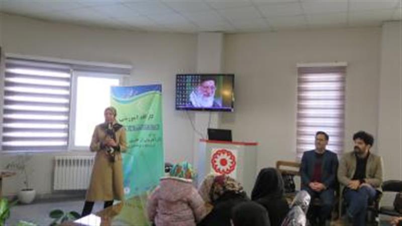 -برگزاریی-کارگاه-توانمند-سازی-زنان-با-استفاده-از-ظرفیت-های-ict-